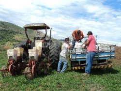 Recarga de material no campo